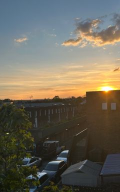 Chill Meet-Up in Seven Sisters–Let’s Connect cover