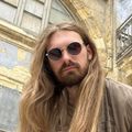 Max's avatar