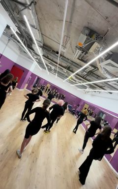 CATWALK 👠👠👠 LESSONS cover