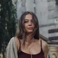 Alina's avatar