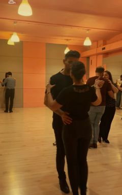 Argentine Tango for beginners new class cover