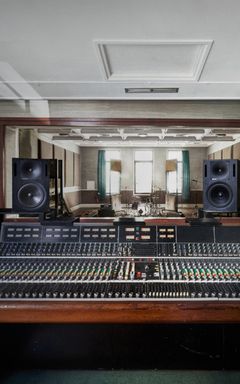 For upcoming music managers, artists and musicians cover