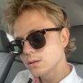 Nikita's avatar