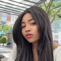 Elizabeth's avatar