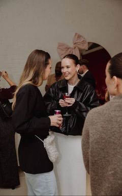 BUSINESS WOMEN NETWORKING cover