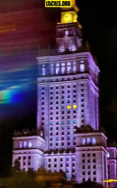 I’m new in Warsaw, please show me around cover
