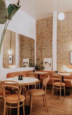 Sunday brunch at Beam Café sin Notting Hill cover