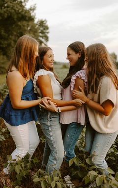 Бесплатное женское сообщество Лодзь