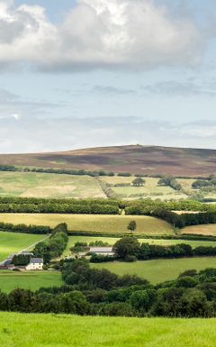 Country walks and country pubs cover