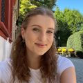 Julia's avatar