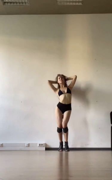 1 image in gallery