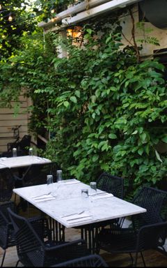Sunday brunch at L’accolade cover
