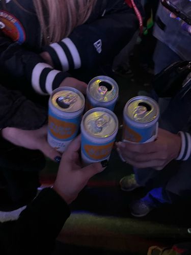 5 image in gallery