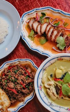 Table of 10: Thai Feast & Wine Gathering cover