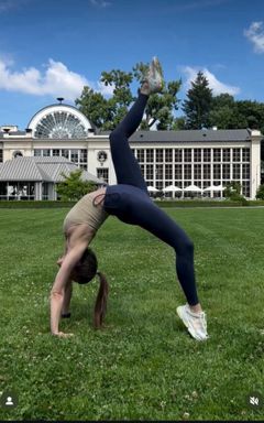 Stretching cover
