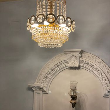 4 image in gallery
