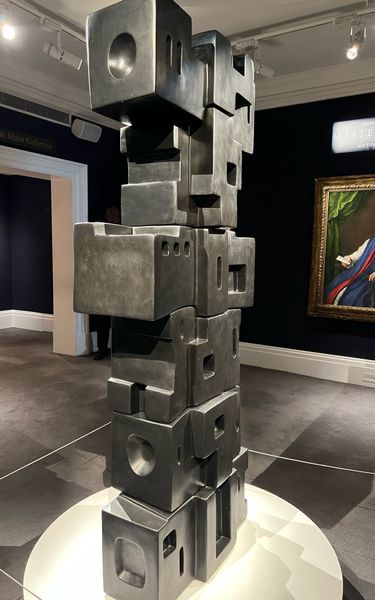 3 image in gallery