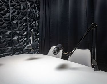 9 image in gallery