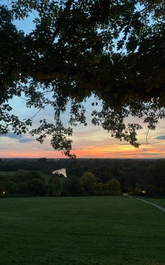 Sunday Girls Walk in Battersea Park 🍀 cover