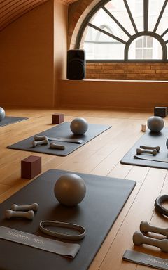 Core&Flow Mat Pilates with @kira.howtofit cover