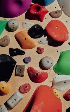 Bouldering Social cover