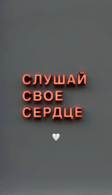 4 image in gallery