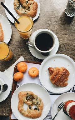 Sunday Brunch cover