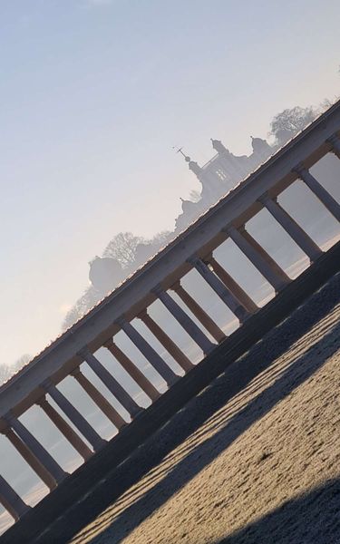 5 image in gallery