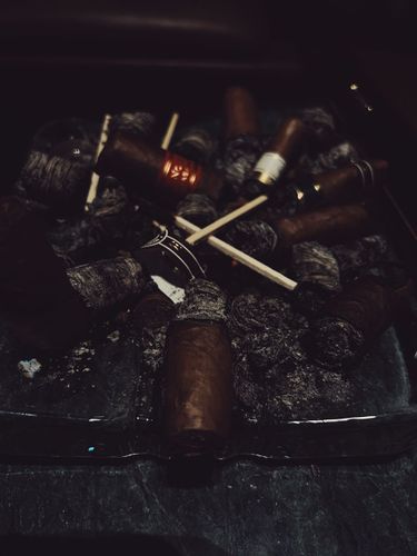 9 image in gallery