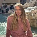 Alina's avatar