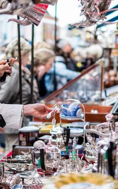 Vintage Market Hunt in Poznań