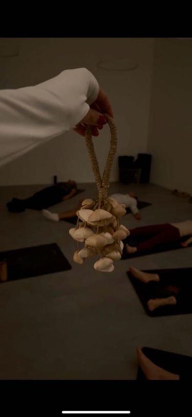 11 image in gallery