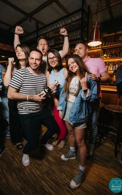 Популярный pub-quiz Bernard SHOW! cover