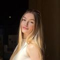 Julia's avatar