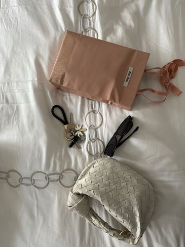 5 image in gallery