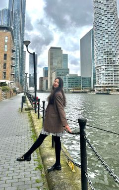 After work walk-Canary Wharf cover