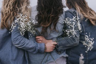 2 image in gallery