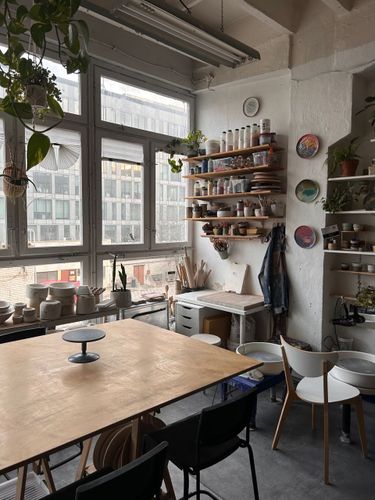 2 image in gallery