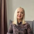 Iryna's avatar
