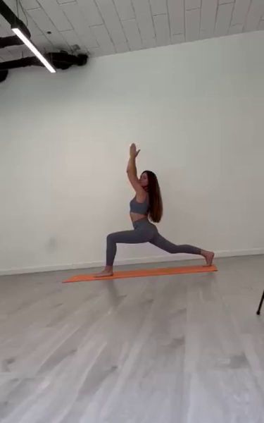6 image in gallery