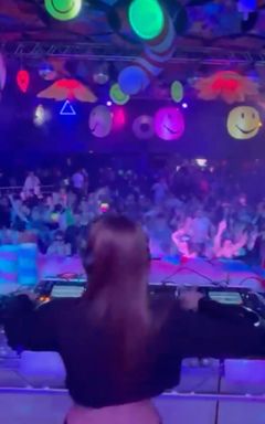TECH HOUSE Party in LDN: 360° visual & audio show cover