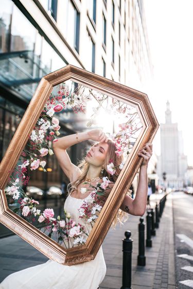 3 image in gallery
