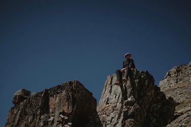 9 image in gallery