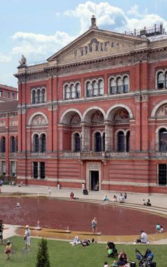 Trip to the Victoria and Albert Museum cover