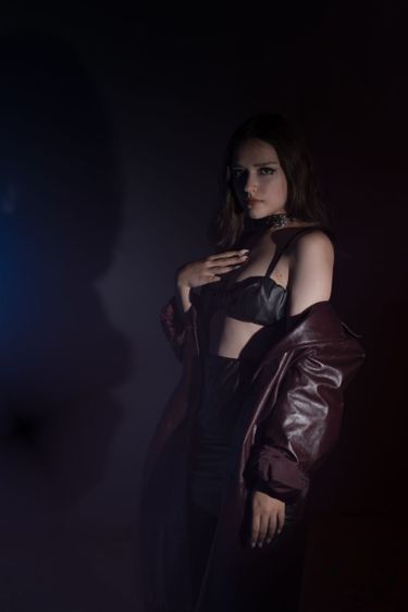 10 image in gallery