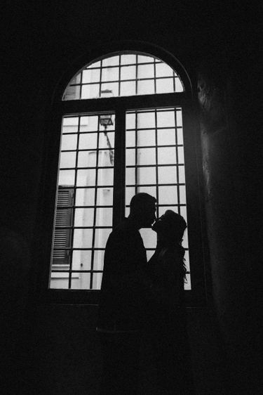 9 image in gallery