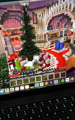 проходим квест в Minecraft🎄 cover