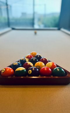 Billiards hang out in NYC cover