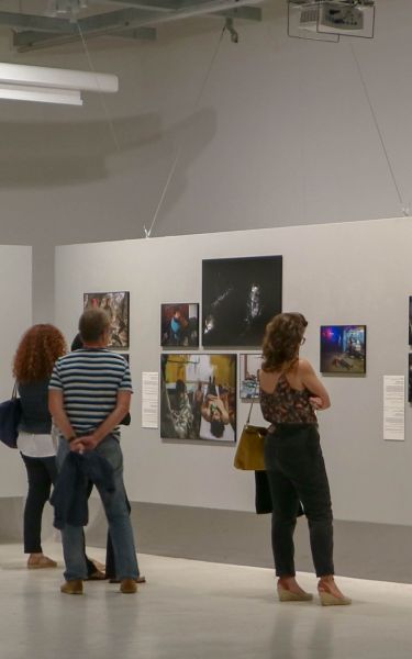 2 image in gallery