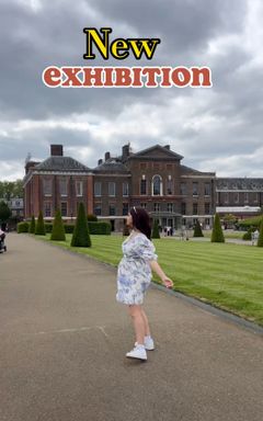 Visit “Crown to couture” at Kensington palace 👑 cover